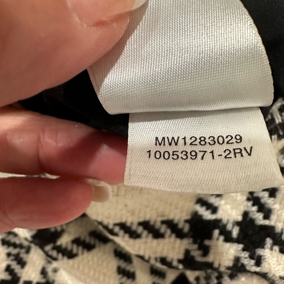 Nine West Plaid Tweed Sleeveless Sheath Dress Size 10 Black and White - Picture 5 of 6